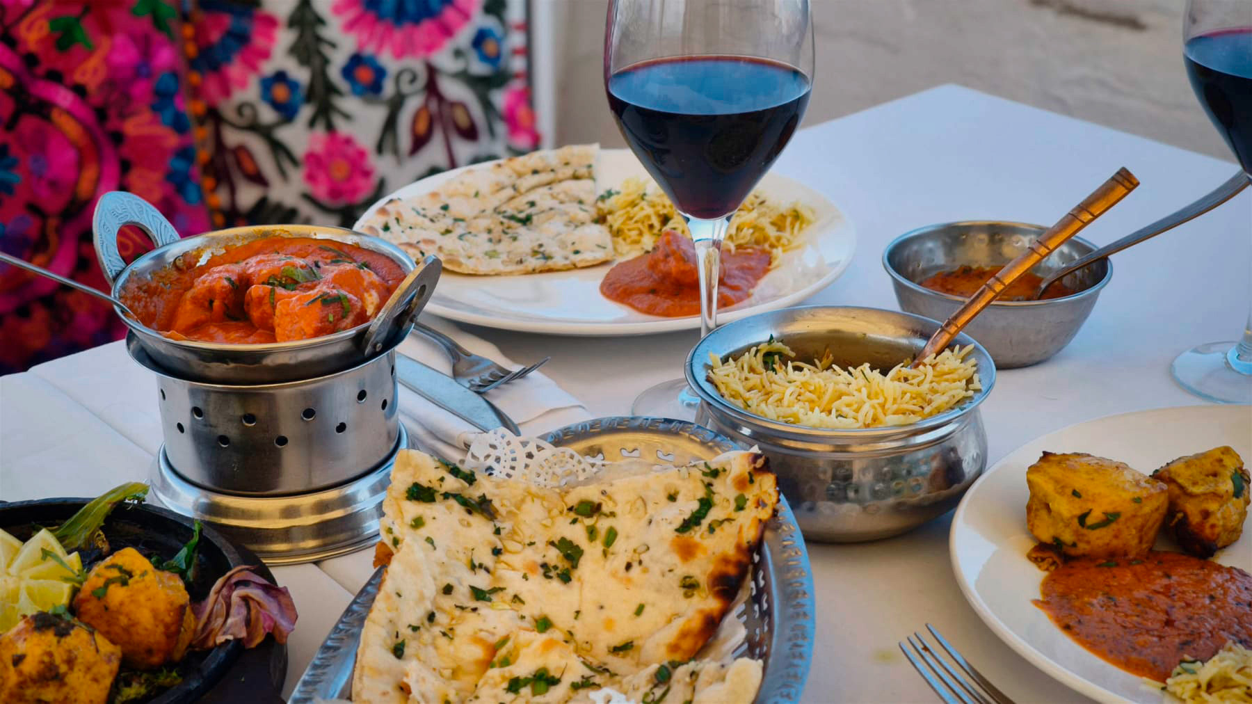 Crown of India terraza