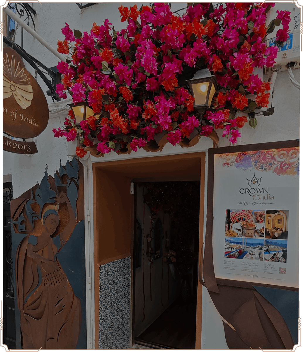 Interior of Crown of India in Altea